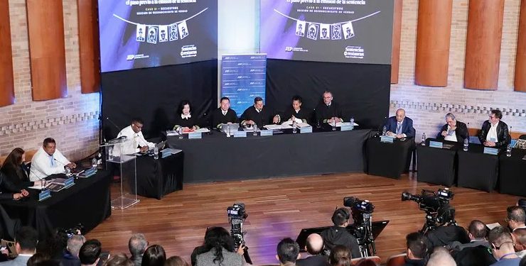 JEP imputa a 22 exjefes de las FARC y cierra investigación clave por secuestros