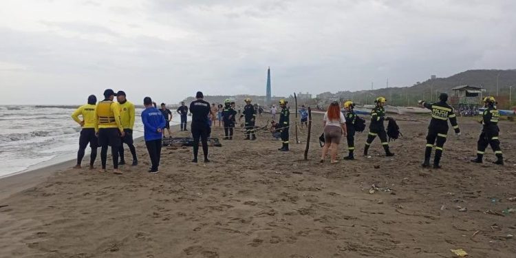 Joven universitario fallece por inmersión en playas de Pradomar