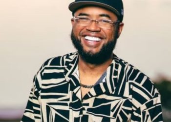 DJ Dever reaparece y recibe acompañamiento de la Policía en el área metropolitana