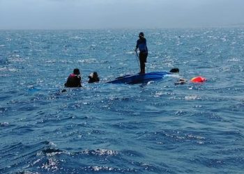 Tragedia en alta mar: dos venezolanas y un colombiano mueren tras naufragio de embarcación migrante en el Caribe panameño
