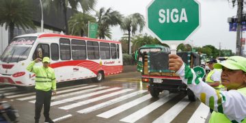 Inició pico y placa para particulares en la vía 40