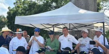 Mujer fue detenida con arma de fuego durante evento del expresidente Uribe en Honda