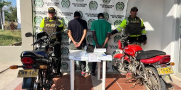 Dos capturados con más de 700 dosis de droga tras intentar engañar a policías haciéndose pasar por domiciliarios en Bolívar