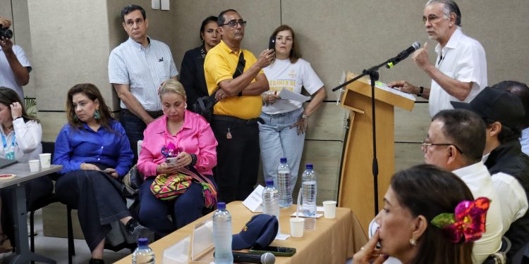 El acceso a la energía en condiciones dignas no puede ser para privilegiados: Eduardo Verano