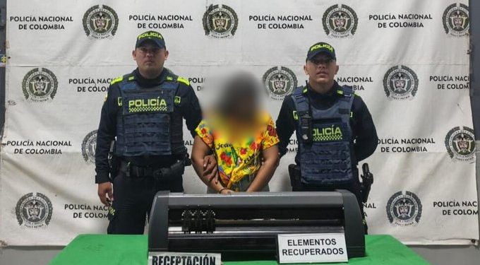 Policía recupera plotter hurtado y captura a presunto responsable en Simón Bolívar