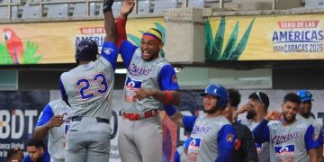 Caimanes logra su segunda blanqueada consecutiva y se acerca a semifinales de la Serie de las Américas