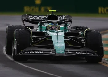 Aston Martin enfrenta límites técnicos mientras persisten fallas en su rendimiento