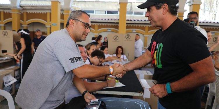 Barranquilla se movió tranquila durante esta jornada democrática: alcalde Char