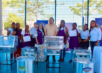 Matronas del Atlántico transforman su legado ancestral en potencia económica con el proyecto ‘Soy una mujer que brilla’