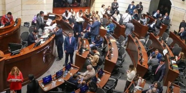 Diez departamentos de Colombia se quedan sin senador: reaparece debate sobre representación territorial