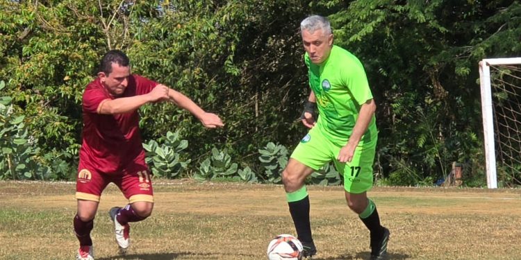 Se cumplió primera cita del Torneo Nacional de Fútbol Médico. Goles y buen espectáculo en la jornada inaugural