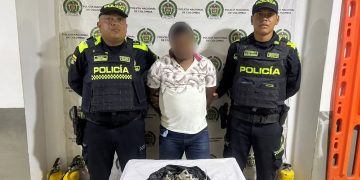 Capturan en flagrancia a hombre con 60 dosis de marihuana en Luruaco