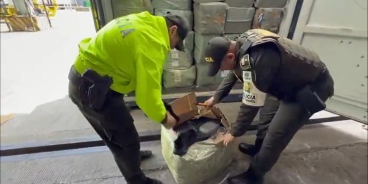 Incautan mercancía avaluada en más de $13 mil millones en el puerto de Buenaventura