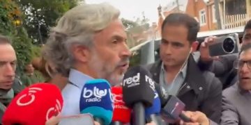 Paloma Valencia ofrece a Juan Daniel Oviedo ser su fórmula vicepresidencial