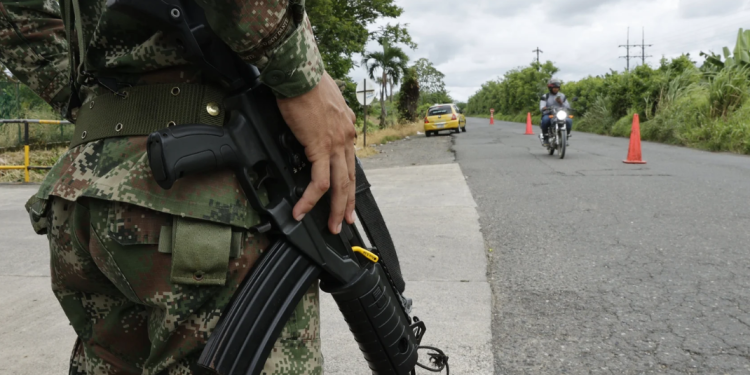 Violencia en Aracataca: indígena Serankwa muerto y comunidad afectada por enfrentamientos armados