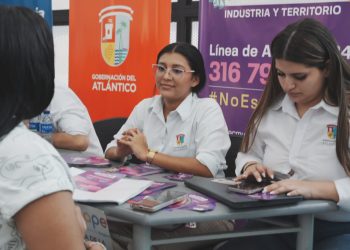 Las mujeres del Atlántico son motor de transformación social y económica: gobernador Verano