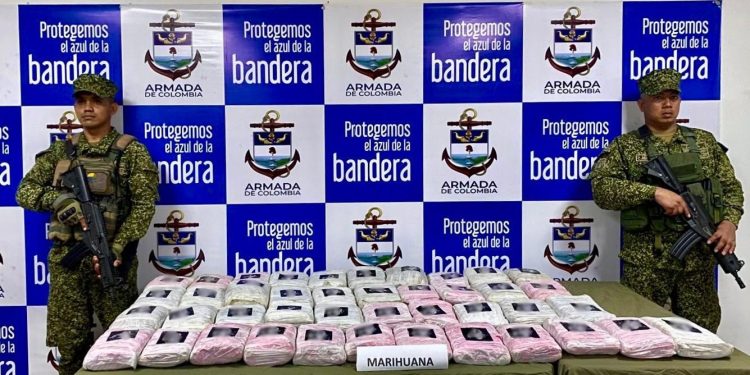 Incautan más de 42 kilos de marihuana en operativo de la Armada en Cartagena