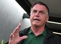 Jair Bolsonaro es hospitalizado con bronconeumonía y sin previsión de alta