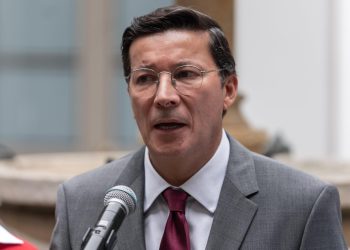 Registrador Hernán Penagos denuncia ciberataques durante las elecciones de 2026