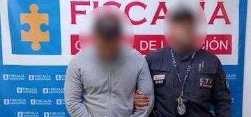 Cárcel para hombre que habría disfrazado feminicidio de su esposa como accidente de tránsito