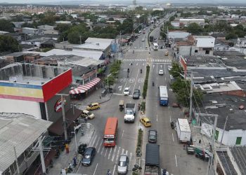 Por una movilidad más eficiente, se habilita nuevo semáforo y se implementan cambios de sentido vial en varios sectores de Barranquilla