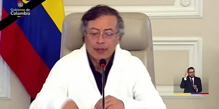 Petro cuestiona circunstancias del accidente del Hércules C-130 y la lucha contra las drogas