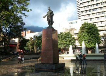 Por acciones preventivas de la Procuraduría, se recupera el parque Santander en Bogotá