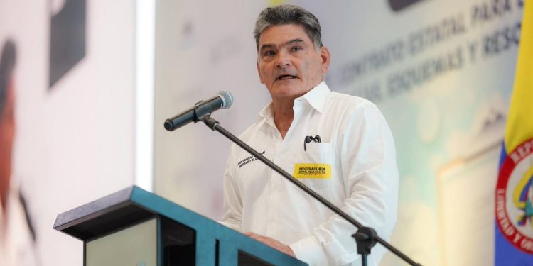 “No es momento de buscar culpables en redes sociales”, Procurador General sobre tragedia del avión de la Fuerza Aérea en Putumayo