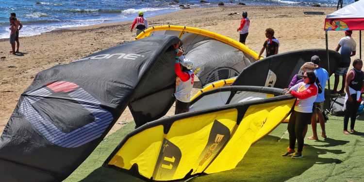 Viento, sol y emociones en la jornada dominical del Salinas Fest