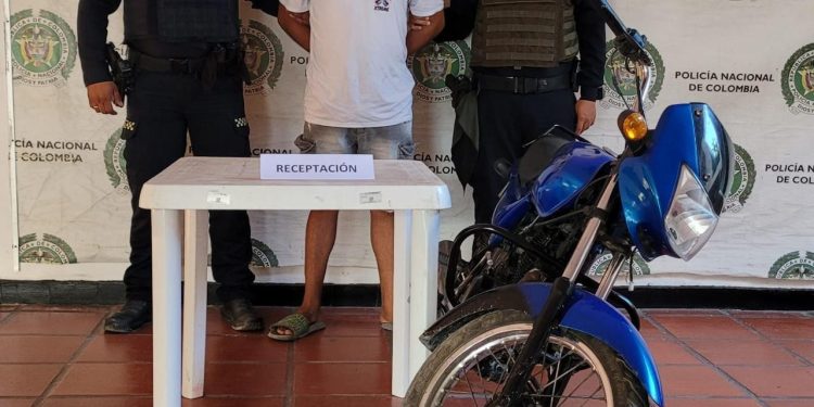 Lo sorprenden con moto robada en Soledad: capturado en pleno puesto de control