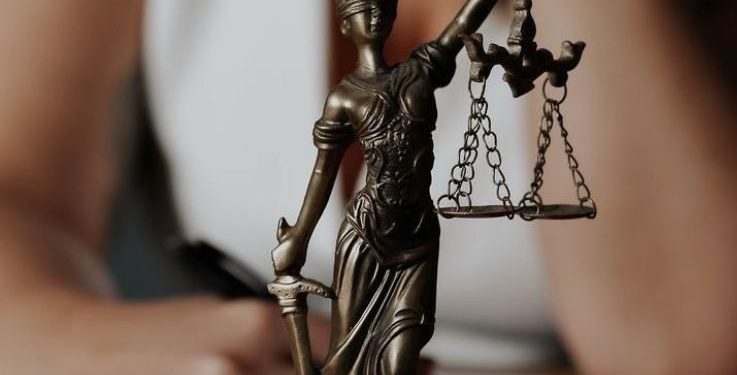 Por acoso laboral, Procuraduría destituye e inhabilita por 10 años a jueza de Justicia Penal Militar