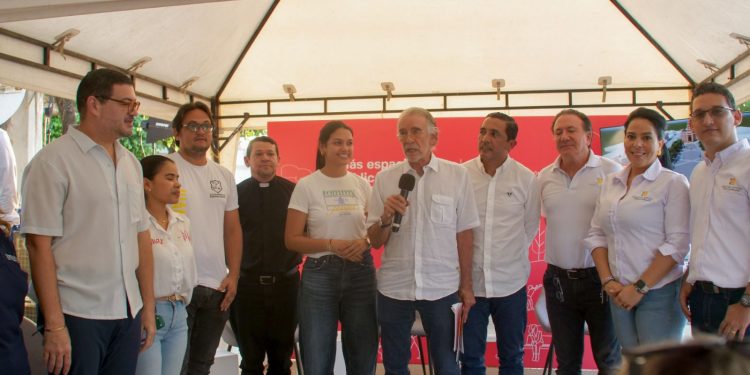 ¡En Juan de Acosta la transformación se nota!: Gobierno de Eduardo Verano socializa inicio de obras de la nueva plaza principal
