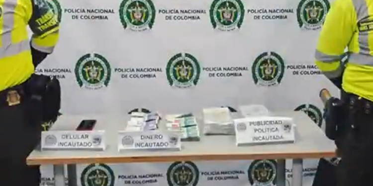 Hallan $71 millones y propaganda política en vehículo: investigan posible compra de votos