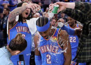 Shai Gilgeous-Alexander rompe una marca histórica de Wilt Chamberlain