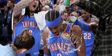 Shai Gilgeous-Alexander rompe una marca histórica de Wilt Chamberlain