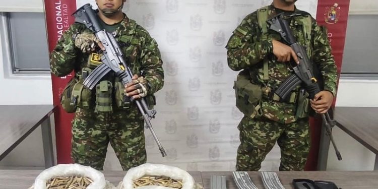 Ejército Nacional asestó contundente golpe a estructura ilegal tras ubicar depósito de material de guerra en Caquetá
