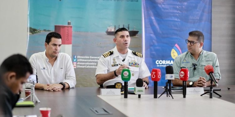 Cormagdalena consolida tres años de estabilidad en el canal de acceso con calado de 10 metros