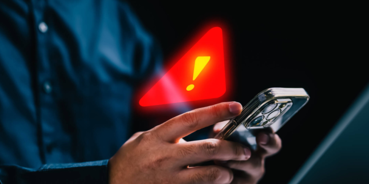 Alertan sobre apps peligrosas: recomiendan eliminar algunas del celular por riesgo de fraude