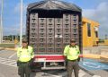 Incautan millonario cargamento de cerveza sin documentos en la vía Carreto–Calamar, Bolívar
