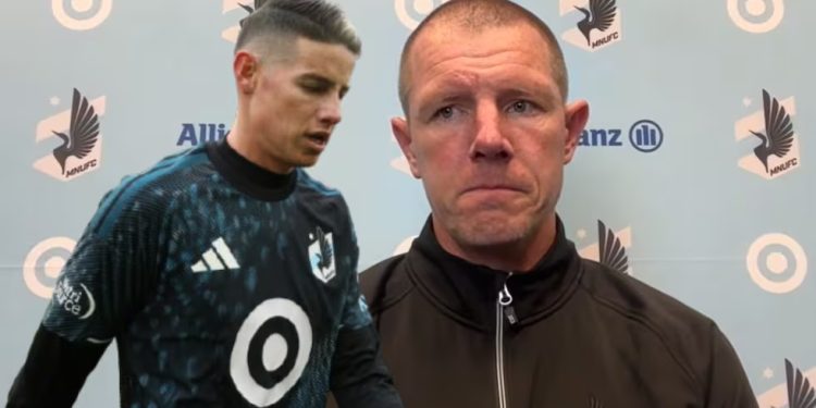 DT de Minnesota sorprende con defensa a James