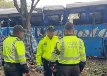 6 muertos y 22 heridos deja accidente de bus en Tolima