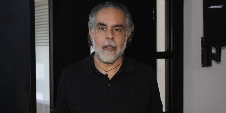 “Han asesinado muchos candidatos”: Benedetti enciende alarmas por amenazas en campaña