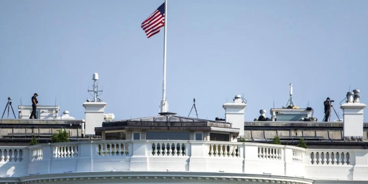 Casa Blanca negó posible uso de armas nucleares contra Irán