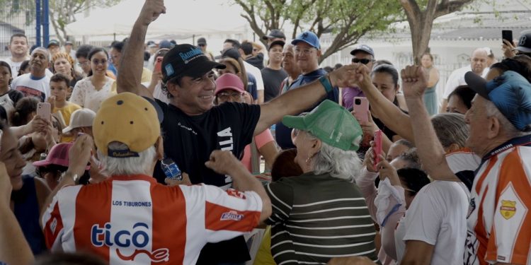 ¡Si nuestra gente y nuestros niños quieren parque, nosotros les hacemos su parque!”: alcalde Char durante inauguración de parque Renowitzky
