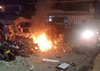 Atentado con explosivos en Antioquia: moto bomba deja un policía herido