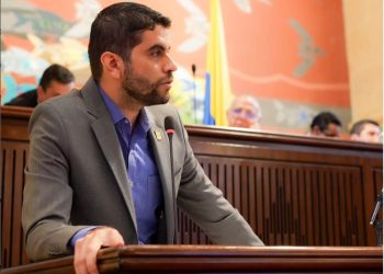 Centro Democrático busca eliminar la política de “paz total” tras levantamiento de órdenes de captura en Medellín