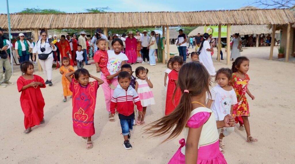 Más de 300 niños, niñas y adolescentes del pueblo Wayúu han sido atendidos en feria de servicios liderada por la Procuraduría en La Guajira