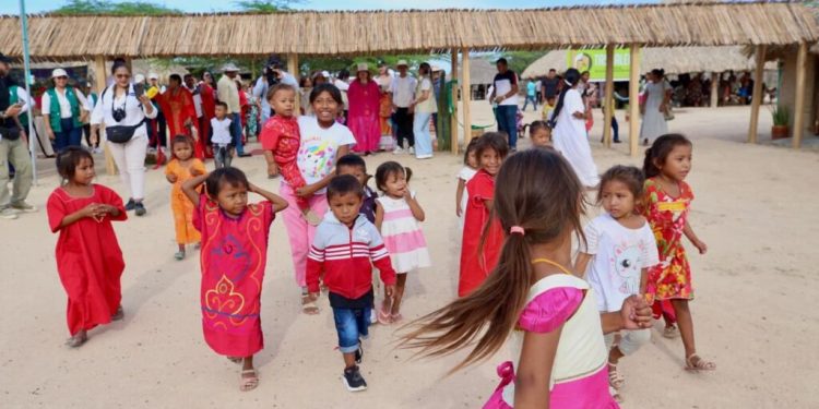 Más de 300 niños, niñas y adolescentes del pueblo Wayúu han sido atendidos en feria de servicios liderada por la Procuraduría en La Guajira