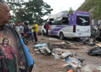 Fuertes posturas de candidatos presidenciales tras los atentados en Cauca y Valle del Cauca
