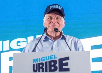 Miguel Uribe Londoño critica al Banco de la República y denuncia falta de garantías para su campaña presidencial